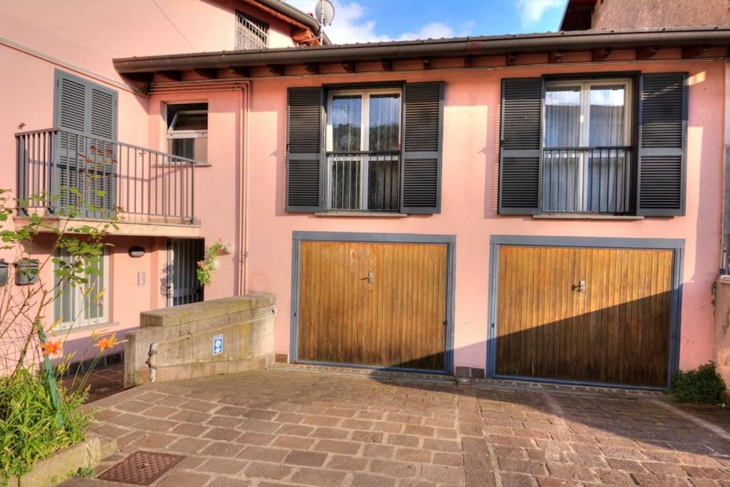 Appartement Casa Vacanza Angolo Della Corte à Côme Extérieur photo