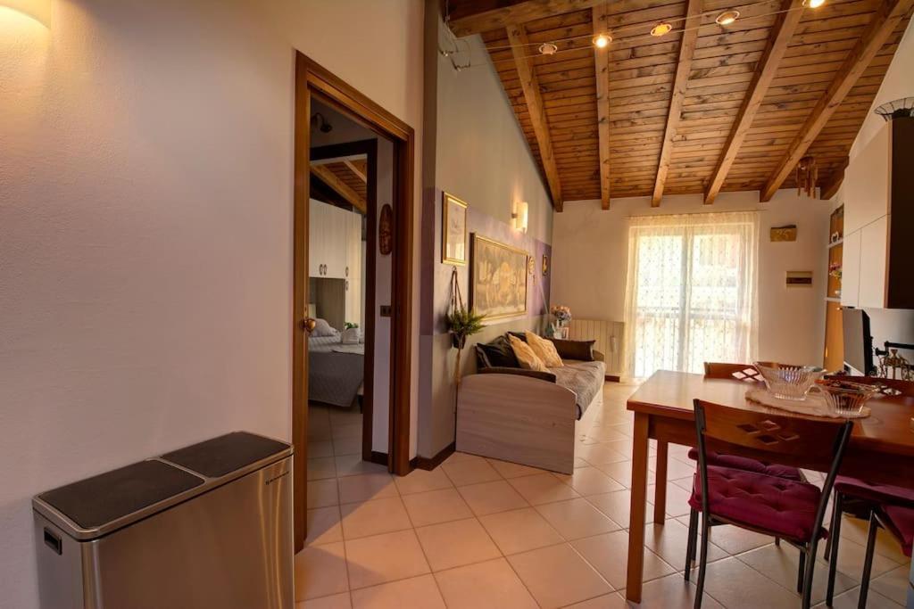 Appartement Casa Vacanza Angolo Della Corte à Côme Extérieur photo